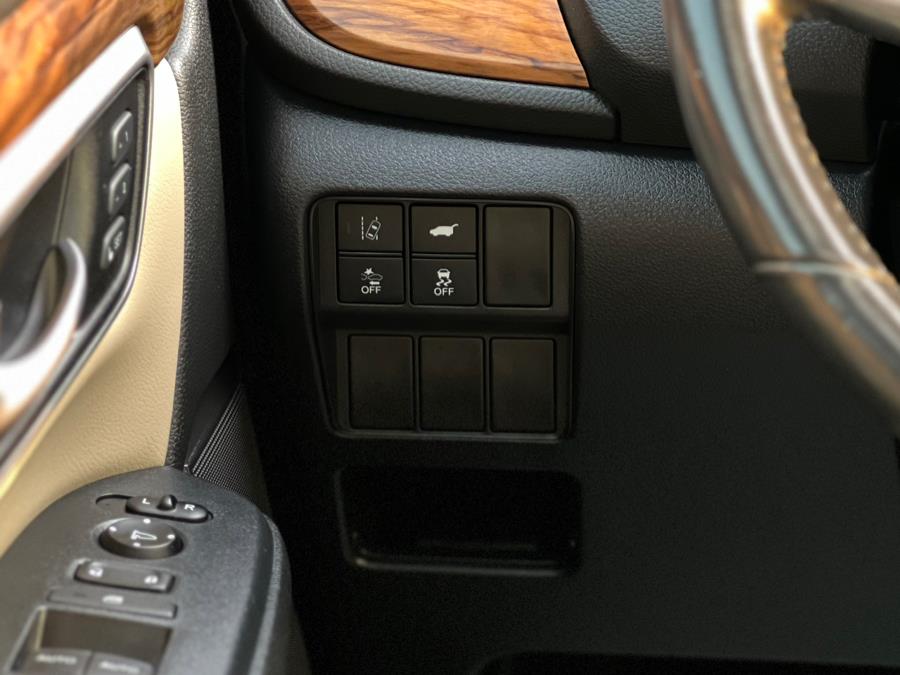 2019 Honda CR-V Touring AWD, available for sale in Paterson, New Jersey | Speedway Motors LLC. Paterson, New Jersey 2019 Honda CR-V Touring AWD, available for sale in Paterson, New Jersey | Speedway Motors LLC. Paterson, New Jersey
