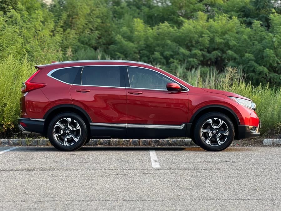 2019 Honda CR-V Touring AWD, available for sale in Paterson, New Jersey | Speedway Motors LLC. Paterson, New Jersey 2019 Honda CR-V Touring AWD, available for sale in Paterson, New Jersey | Speedway Motors LLC. Paterson, New Jersey