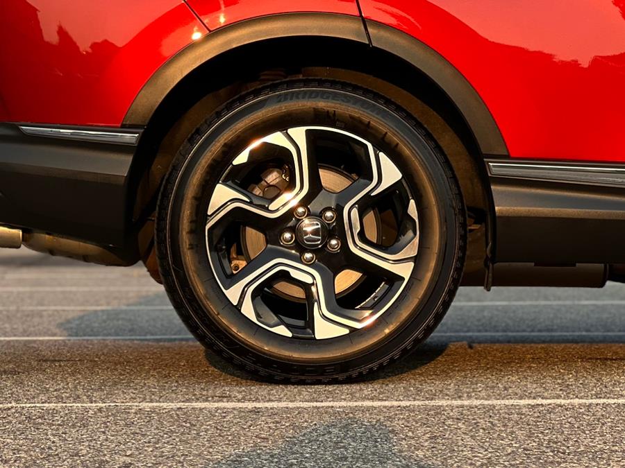 2019 Honda CR-V Touring AWD, available for sale in Paterson, New Jersey | Speedway Motors LLC. Paterson, New Jersey 2019 Honda CR-V Touring AWD, available for sale in Paterson, New Jersey | Speedway Motors LLC. Paterson, New Jersey