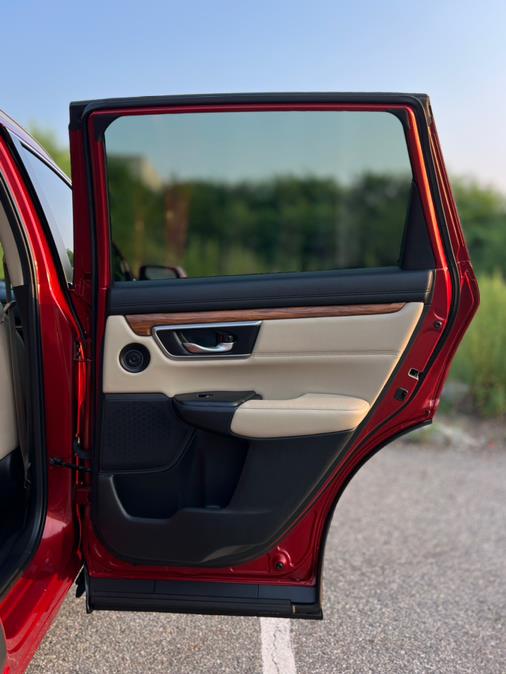 2019 Honda CR-V Touring AWD, available for sale in Paterson, New Jersey | Speedway Motors LLC. Paterson, New Jersey 2019 Honda CR-V Touring AWD, available for sale in Paterson, New Jersey | Speedway Motors LLC. Paterson, New Jersey