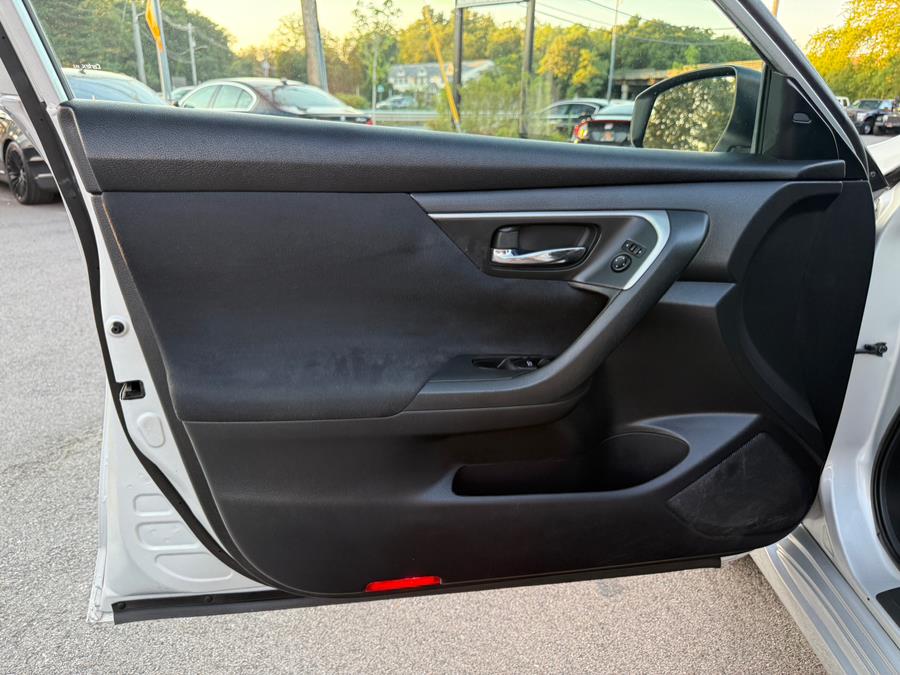 2015 Nissan Altima 4dr Sdn I4 2.5 SV, available for sale in Peabody, Massachusetts | All Motors. Peabody, Massachusetts 2015 Nissan Altima 4dr Sdn I4 2.5 SV, available for sale in Peabody, Massachusetts | All Motors. Peabody, Massachusetts