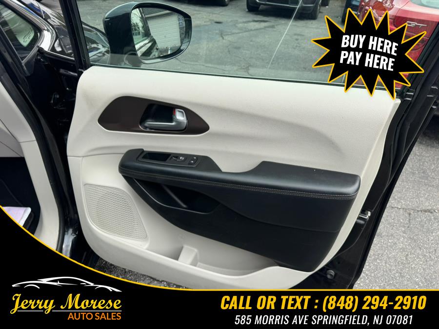 2018 Chrysler Pacifica Touring L FWD, available for sale in Springfield, New Jersey | Jerry Morese Auto Sales. Springfield, New Jersey 2018 Chrysler Pacifica Touring L FWD, available for sale in Springfield, New Jersey | Jerry Morese Auto Sales. Springfield, New Jersey