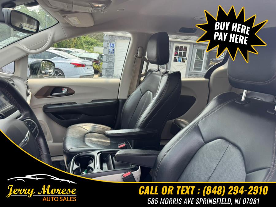 2018 Chrysler Pacifica Touring L FWD, available for sale in Springfield, New Jersey | Jerry Morese Auto Sales. Springfield, New Jersey 2018 Chrysler Pacifica Touring L FWD, available for sale in Springfield, New Jersey | Jerry Morese Auto Sales. Springfield, New Jersey