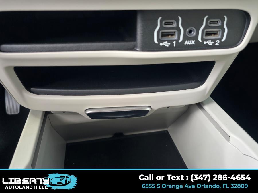 2021 Chrysler Pacifica Touring L FWD, available for sale in Orlando, Florida | Liberty Autoland II LLC. Orlando, Florida 2021 Chrysler Pacifica Touring L FWD, available for sale in Orlando, Florida | Liberty Autoland II LLC. Orlando, Florida
