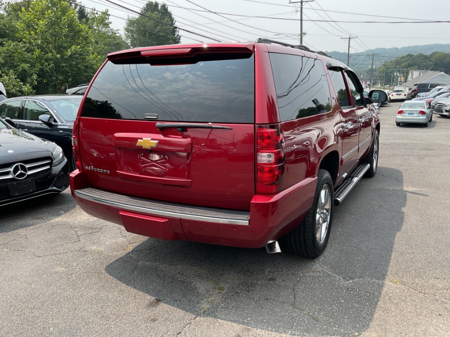 2014 Chevrolet Suburban 4WD 4dr LTZ, available for sale in Waterbury, Connecticut | Jim Juliani Motors. Waterbury, Connecticut 2014 Chevrolet Suburban 4WD 4dr LTZ, available for sale in Waterbury, Connecticut | Jim Juliani Motors. Waterbury, Connecticut