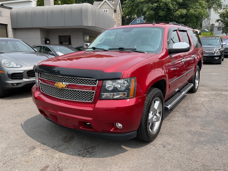 2014 Chevrolet Suburban 4WD 4dr LTZ, available for sale in Waterbury, Connecticut | Jim Juliani Motors. Waterbury, Connecticut 2014 Chevrolet Suburban 4WD 4dr LTZ, available for sale in Waterbury, Connecticut | Jim Juliani Motors. Waterbury, Connecticut