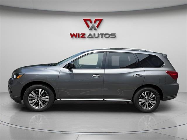2019 Nissan Pathfinder SL, available for sale in Stratford, Connecticut | Wiz Leasing Inc. Stratford, Connecticut 2019 Nissan Pathfinder SL, available for sale in Stratford, Connecticut | Wiz Leasing Inc. Stratford, Connecticut