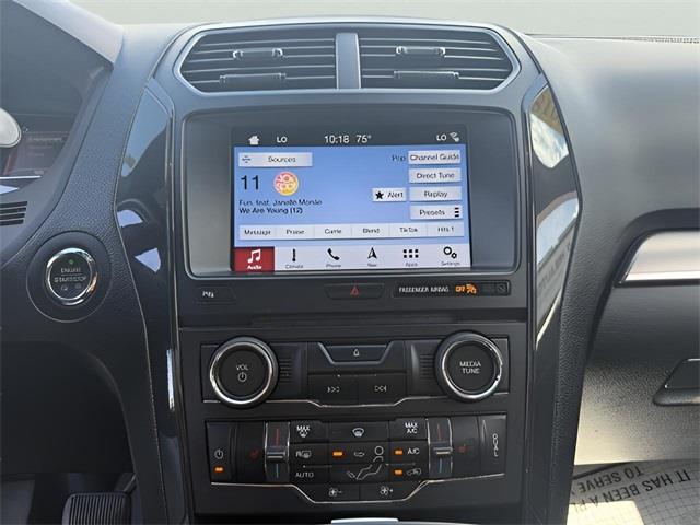2018 Ford Explorer XLT, available for sale in Stratford, Connecticut | Wiz Leasing Inc. Stratford, Connecticut 2018 Ford Explorer XLT, available for sale in Stratford, Connecticut | Wiz Leasing Inc. Stratford, Connecticut