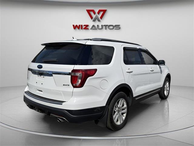 2018 Ford Explorer XLT, available for sale in Stratford, Connecticut | Wiz Leasing Inc. Stratford, Connecticut 2018 Ford Explorer XLT, available for sale in Stratford, Connecticut | Wiz Leasing Inc. Stratford, Connecticut