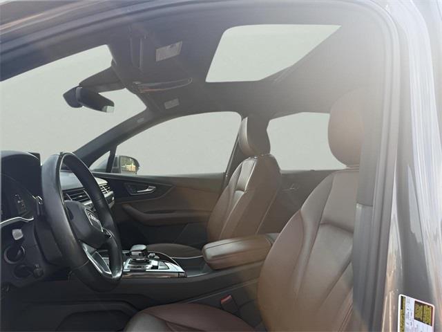 2017 Audi Q7 3.0T Premium Plus, available for sale in Stratford, Connecticut | Wiz Leasing Inc. Stratford, Connecticut 2017 Audi Q7 3.0T Premium Plus, available for sale in Stratford, Connecticut | Wiz Leasing Inc. Stratford, Connecticut