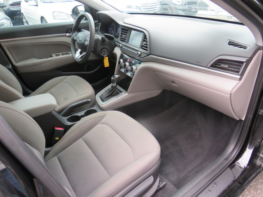 2019 Hyundai Elantra SEL Auto, available for sale in Middle Village, New York | Road Masters II INC. Middle Village, New York 2019 Hyundai Elantra SEL Auto, available for sale in Middle Village, New York | Road Masters II INC. Middle Village, New York