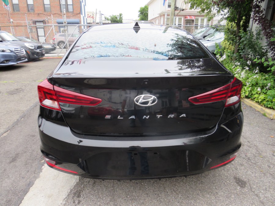 2019 Hyundai Elantra SEL Auto, available for sale in Middle Village, New York | Road Masters II INC. Middle Village, New York 2019 Hyundai Elantra SEL Auto, available for sale in Middle Village, New York | Road Masters II INC. Middle Village, New York