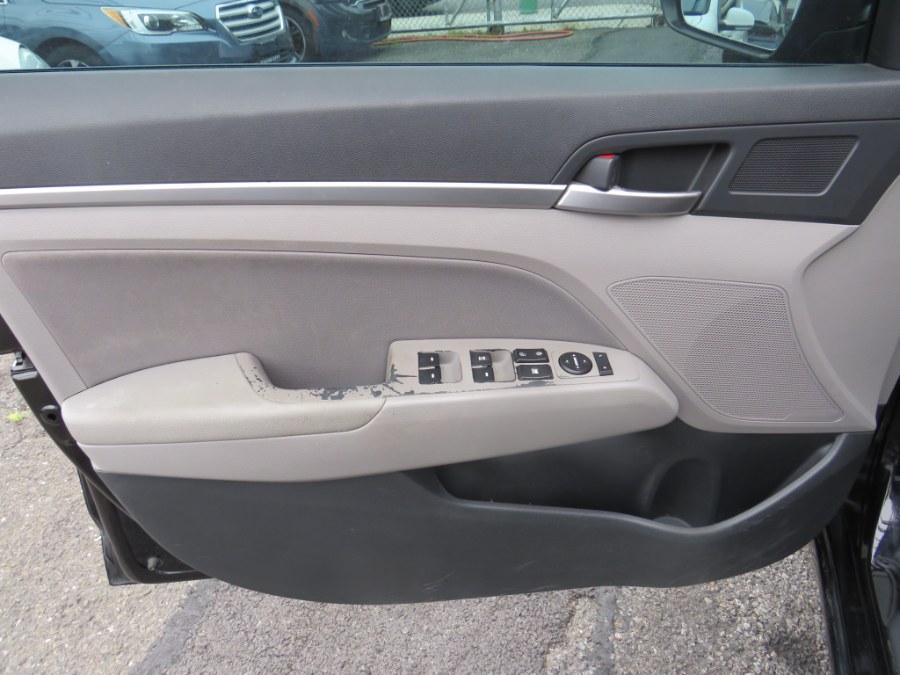 2019 Hyundai Elantra SEL Auto, available for sale in Middle Village, New York | Road Masters II INC. Middle Village, New York 2019 Hyundai Elantra SEL Auto, available for sale in Middle Village, New York | Road Masters II INC. Middle Village, New York