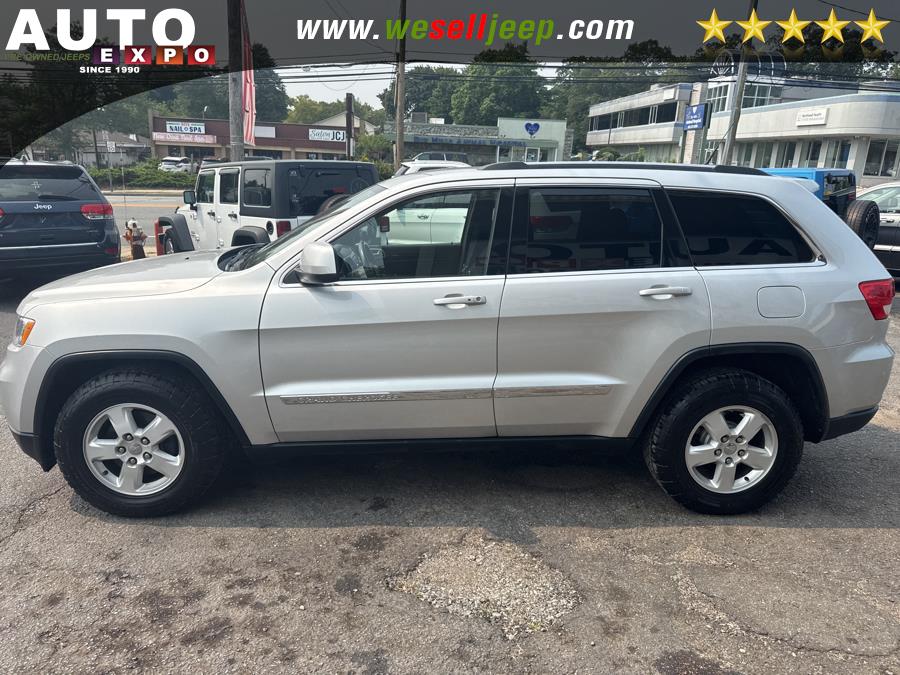 2011 Jeep Grand Cherokee 4WD 4dr Laredo, available for sale in Huntington, New York | Auto Expo. Huntington, New York 2011 Jeep Grand Cherokee 4WD 4dr Laredo, available for sale in Huntington, New York | Auto Expo. Huntington, New York