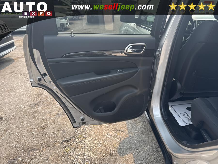 2011 Jeep Grand Cherokee 4WD 4dr Laredo, available for sale in Huntington, New York | Auto Expo. Huntington, New York 2011 Jeep Grand Cherokee 4WD 4dr Laredo, available for sale in Huntington, New York | Auto Expo. Huntington, New York
