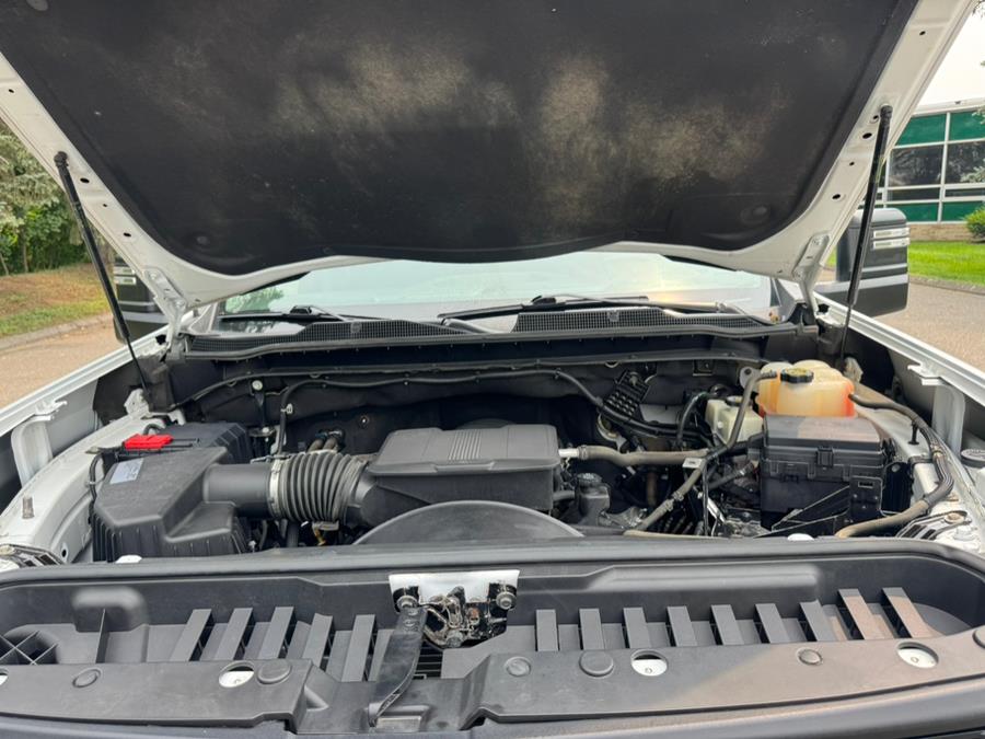 2020 Chevrolet Silverado 3500HD 4WD Crew Cab 172" Work Truck, available for sale in Waterbury, Connecticut | Platinum Auto Care. Waterbury, Connecticut 2020 Chevrolet Silverado 3500HD 4WD Crew Cab 172" Work Truck, available for sale in Waterbury, Connecticut | Platinum Auto Care. Waterbury, Connecticut