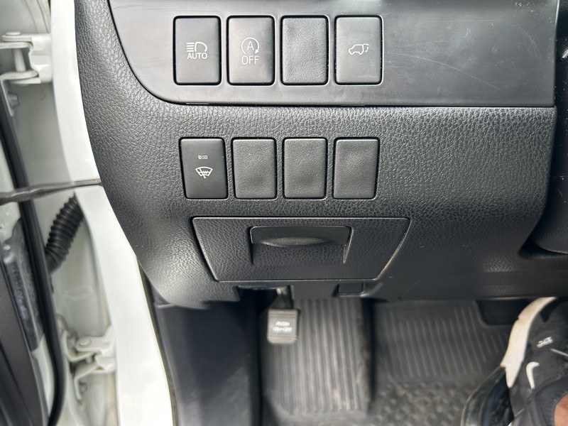 2019 Toyota Highlander SE V6 AWD (Natl), available for sale in West Springfield, Massachusetts | Union Street Auto Sales. West Springfield, Massachusetts 2019 Toyota Highlander SE V6 AWD (Natl), available for sale in West Springfield, Massachusetts | Union Street Auto Sales. West Springfield, Massachusetts