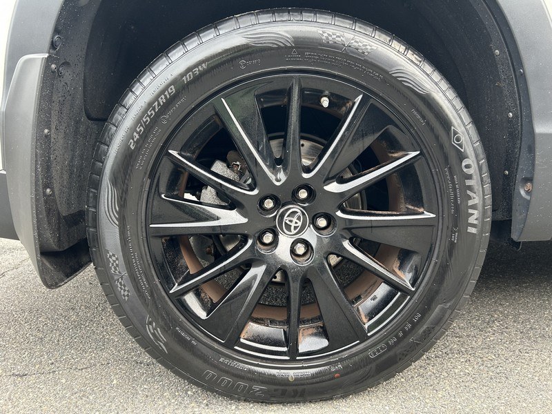 2019 Toyota Highlander SE V6 AWD (Natl), available for sale in West Springfield, Massachusetts | Union Street Auto Sales. West Springfield, Massachusetts 2019 Toyota Highlander SE V6 AWD (Natl), available for sale in West Springfield, Massachusetts | Union Street Auto Sales. West Springfield, Massachusetts