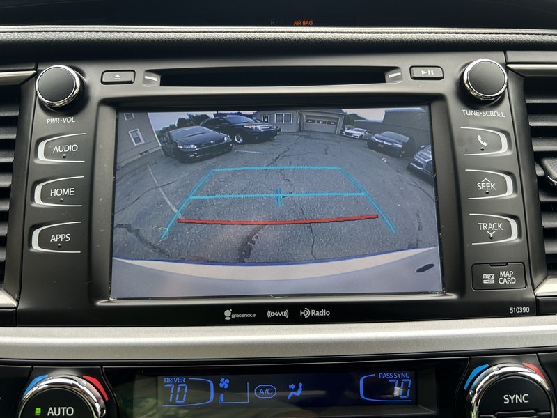 2019 Toyota Highlander SE V6 AWD (Natl), available for sale in West Springfield, Massachusetts | Union Street Auto Sales. West Springfield, Massachusetts 2019 Toyota Highlander SE V6 AWD (Natl), available for sale in West Springfield, Massachusetts | Union Street Auto Sales. West Springfield, Massachusetts