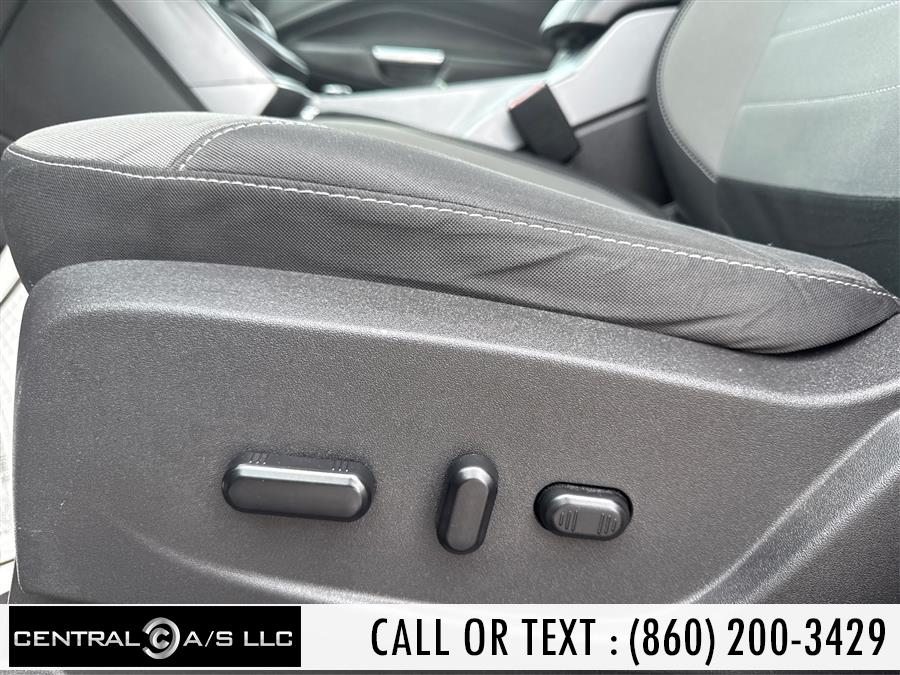 2014 Ford Escape FWD 4dr SE, available for sale in East Windsor, Connecticut | Central A/S LLC. East Windsor, Connecticut 2014 Ford Escape FWD 4dr SE, available for sale in East Windsor, Connecticut | Central A/S LLC. East Windsor, Connecticut