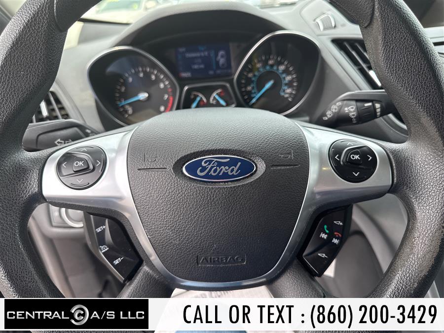 2014 Ford Escape FWD 4dr SE, available for sale in East Windsor, Connecticut | Central A/S LLC. East Windsor, Connecticut 2014 Ford Escape FWD 4dr SE, available for sale in East Windsor, Connecticut | Central A/S LLC. East Windsor, Connecticut