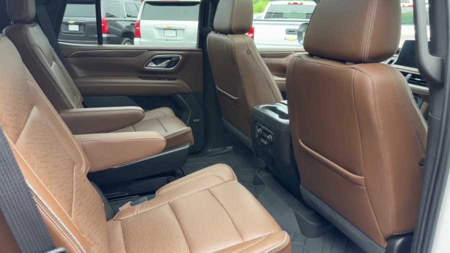 2021 Chevrolet Tahoe 4WD 4dr High Country, available for sale in Waterbury, Connecticut | West End Automotive Center. Waterbury, Connecticut 2021 Chevrolet Tahoe 4WD 4dr High Country, available for sale in Waterbury, Connecticut | West End Automotive Center. Waterbury, Connecticut