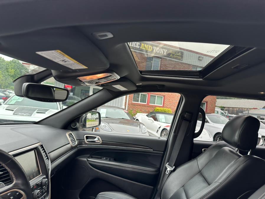2017 Jeep Grand Cherokee Limited 4x4, available for sale in South Windsor, Connecticut | Mike And Tony Auto Sales, Inc. South Windsor, Connecticut 2017 Jeep Grand Cherokee Limited 4x4, available for sale in South Windsor, Connecticut | Mike And Tony Auto Sales, Inc. South Windsor, Connecticut