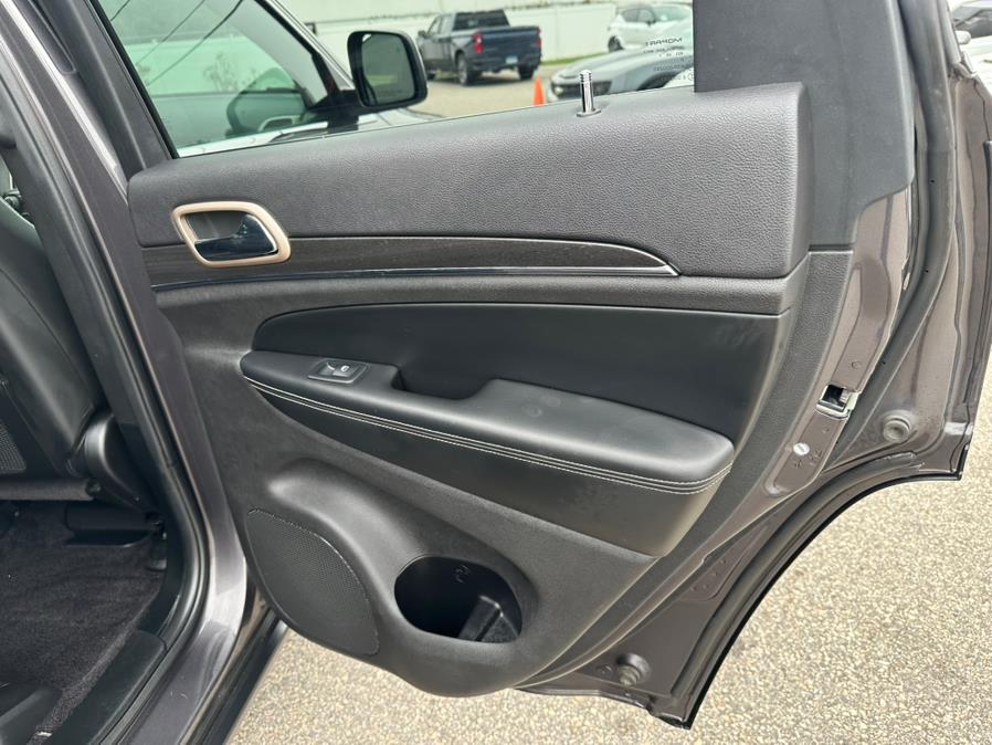 2017 Jeep Grand Cherokee Limited 4x4, available for sale in South Windsor, Connecticut | Mike And Tony Auto Sales, Inc. South Windsor, Connecticut 2017 Jeep Grand Cherokee Limited 4x4, available for sale in South Windsor, Connecticut | Mike And Tony Auto Sales, Inc. South Windsor, Connecticut