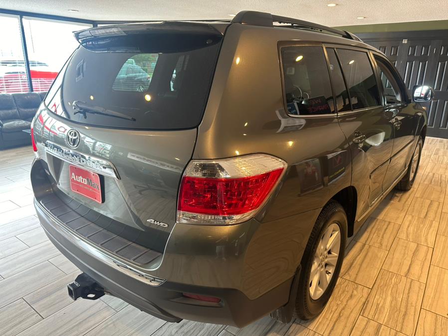 2012 Toyota Highlander 4WD 4dr V6 SE (Natl), available for sale in West Hartford, Connecticut | AutoMax. West Hartford, Connecticut 2012 Toyota Highlander 4WD 4dr V6 SE (Natl), available for sale in West Hartford, Connecticut | AutoMax. West Hartford, Connecticut