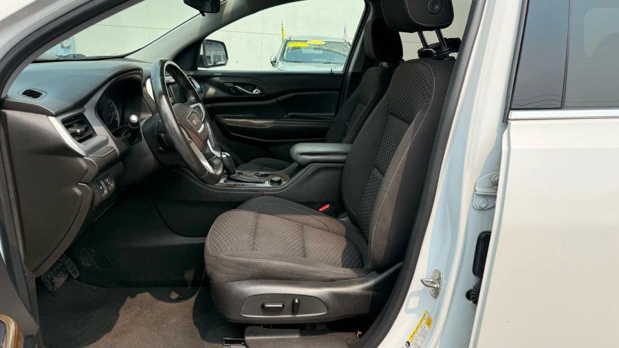 2017 GMC Acadia SLE-2 Sport Utility 4D, available for sale in Linden, New Jersey | Route 27 Auto Mall. Linden, New Jersey 2017 GMC Acadia SLE-2 Sport Utility 4D, available for sale in Linden, New Jersey | Route 27 Auto Mall. Linden, New Jersey