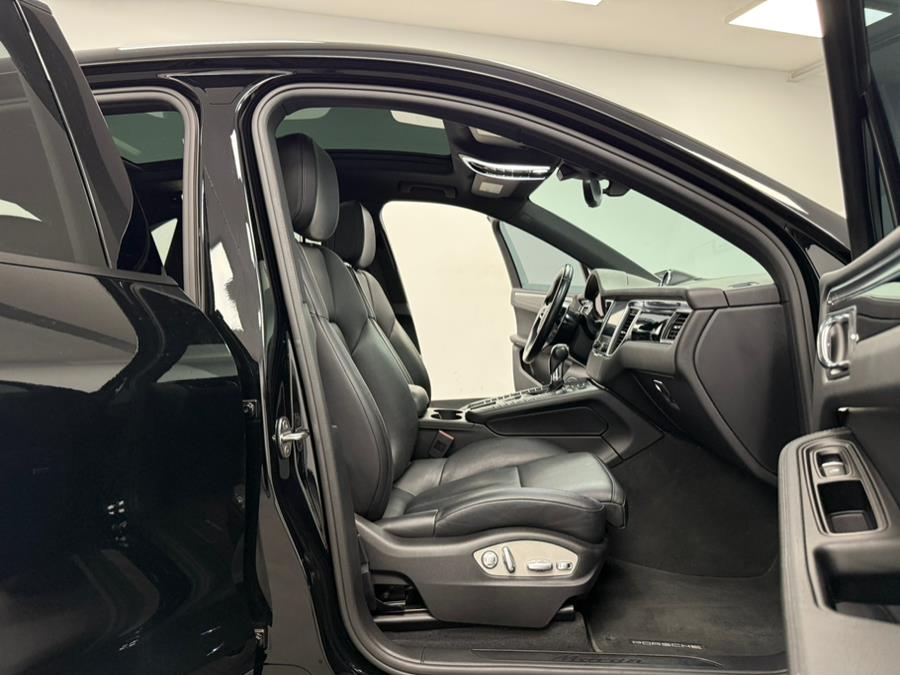 2018 Porsche Macan AWD, available for sale in Elizabeth, New Jersey | M Auto Group. Elizabeth, New Jersey 2018 Porsche Macan AWD, available for sale in Elizabeth, New Jersey | M Auto Group. Elizabeth, New Jersey