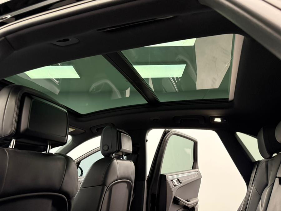 2018 Porsche Macan AWD, available for sale in Elizabeth, New Jersey | M Auto Group. Elizabeth, New Jersey 2018 Porsche Macan AWD, available for sale in Elizabeth, New Jersey | M Auto Group. Elizabeth, New Jersey