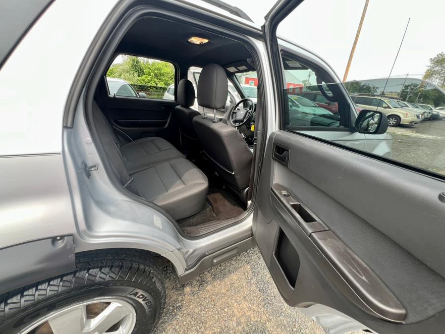 2012 Ford Escape 4WD 4dr XLT, available for sale in Wallingford, Connecticut | Wallingford Auto Center LLC. Wallingford, Connecticut 2012 Ford Escape 4WD 4dr XLT, available for sale in Wallingford, Connecticut | Wallingford Auto Center LLC. Wallingford, Connecticut