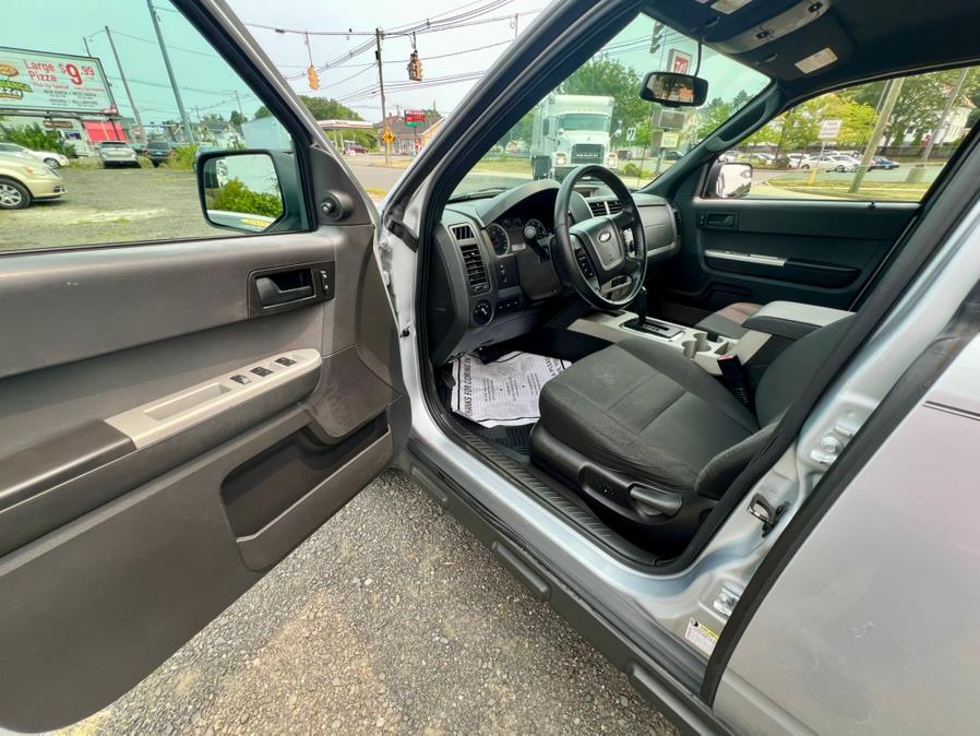 2012 Ford Escape 4WD 4dr XLT, available for sale in Wallingford, Connecticut | Wallingford Auto Center LLC. Wallingford, Connecticut 2012 Ford Escape 4WD 4dr XLT, available for sale in Wallingford, Connecticut | Wallingford Auto Center LLC. Wallingford, Connecticut
