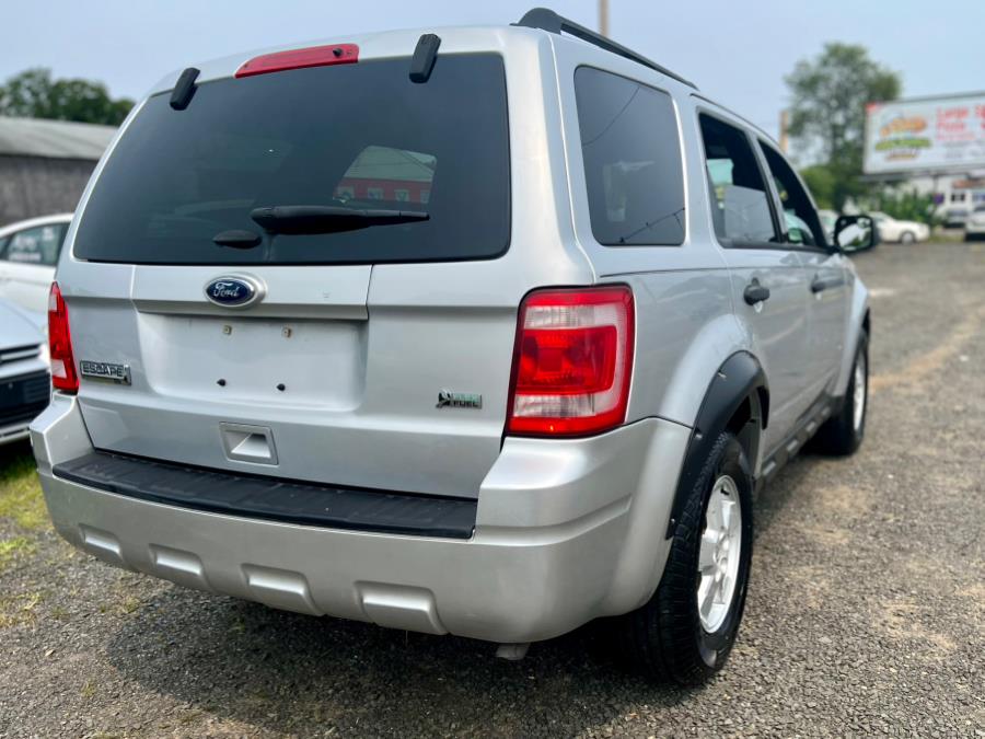 2012 Ford Escape 4WD 4dr XLT, available for sale in Wallingford, Connecticut | Wallingford Auto Center LLC. Wallingford, Connecticut 2012 Ford Escape 4WD 4dr XLT, available for sale in Wallingford, Connecticut | Wallingford Auto Center LLC. Wallingford, Connecticut