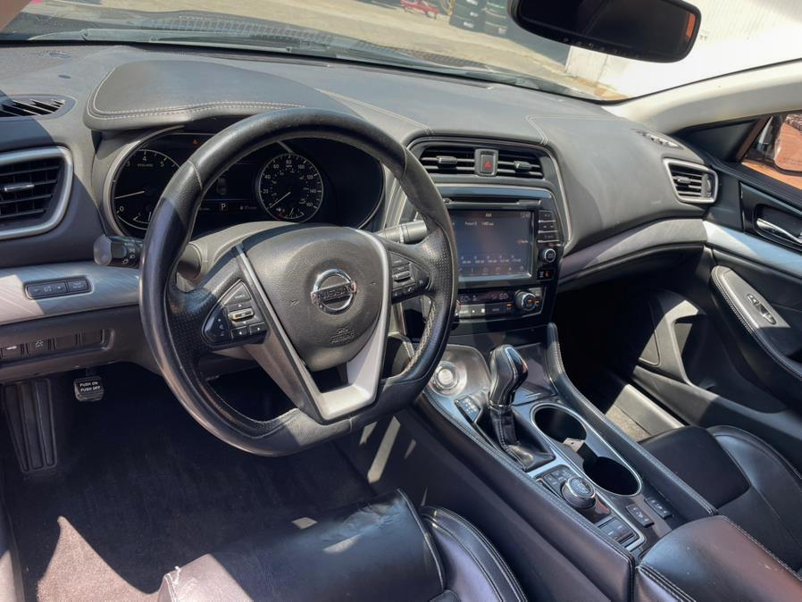 2017 Nissan Maxima SR 3.5L, available for sale in Hawaiian Gardens, California | Luxe Motors. Hawaiian Gardens, California 2017 Nissan Maxima SR 3.5L, available for sale in Hawaiian Gardens, California | Luxe Motors. Hawaiian Gardens, California