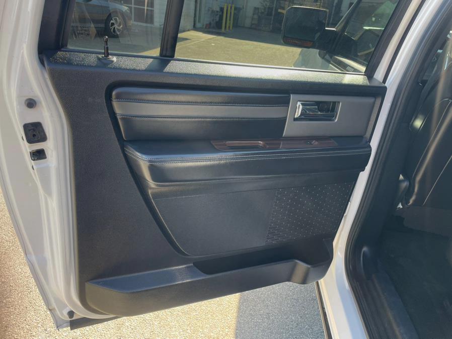 2016 Ford Expedition EL 2WD 4dr Platinum, available for sale in Hawaiian Gardens, California | Luxe Motors. Hawaiian Gardens, California 2016 Ford Expedition EL 2WD 4dr Platinum, available for sale in Hawaiian Gardens, California | Luxe Motors. Hawaiian Gardens, California
