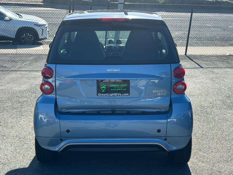 2014 Smart fortwo electric drive Passion Coupe, available for sale in Daly City, California | Green Light Auto Wholesale. Daly City, California 2014 Smart fortwo electric drive Passion Coupe, available for sale in Daly City, California | Green Light Auto Wholesale. Daly City, California