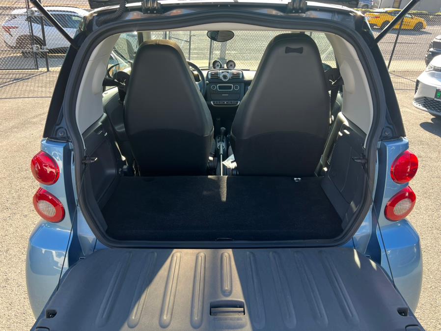 2014 Smart fortwo electric drive Passion Coupe, available for sale in Daly City, California | Green Light Auto Wholesale. Daly City, California 2014 Smart fortwo electric drive Passion Coupe, available for sale in Daly City, California | Green Light Auto Wholesale. Daly City, California