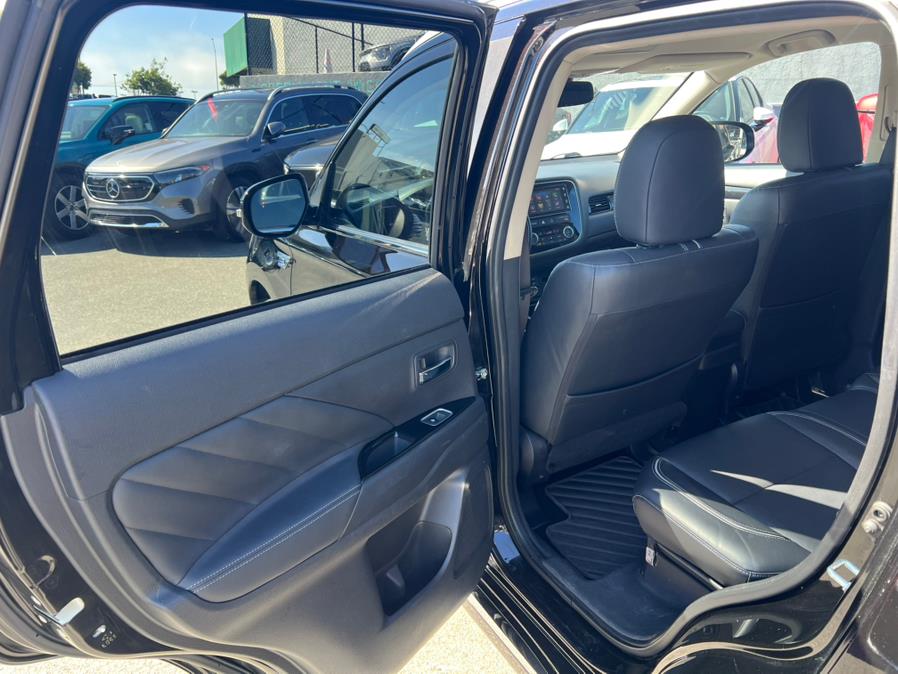 2018 Mitsubishi Outlander PHEV GT S-AWC, available for sale in Daly City, California | Green Light Auto Wholesale. Daly City, California 2018 Mitsubishi Outlander PHEV GT S-AWC, available for sale in Daly City, California | Green Light Auto Wholesale. Daly City, California