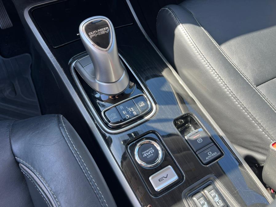 2018 Mitsubishi Outlander PHEV GT S-AWC, available for sale in Daly City, California | Green Light Auto Wholesale. Daly City, California 2018 Mitsubishi Outlander PHEV GT S-AWC, available for sale in Daly City, California | Green Light Auto Wholesale. Daly City, California