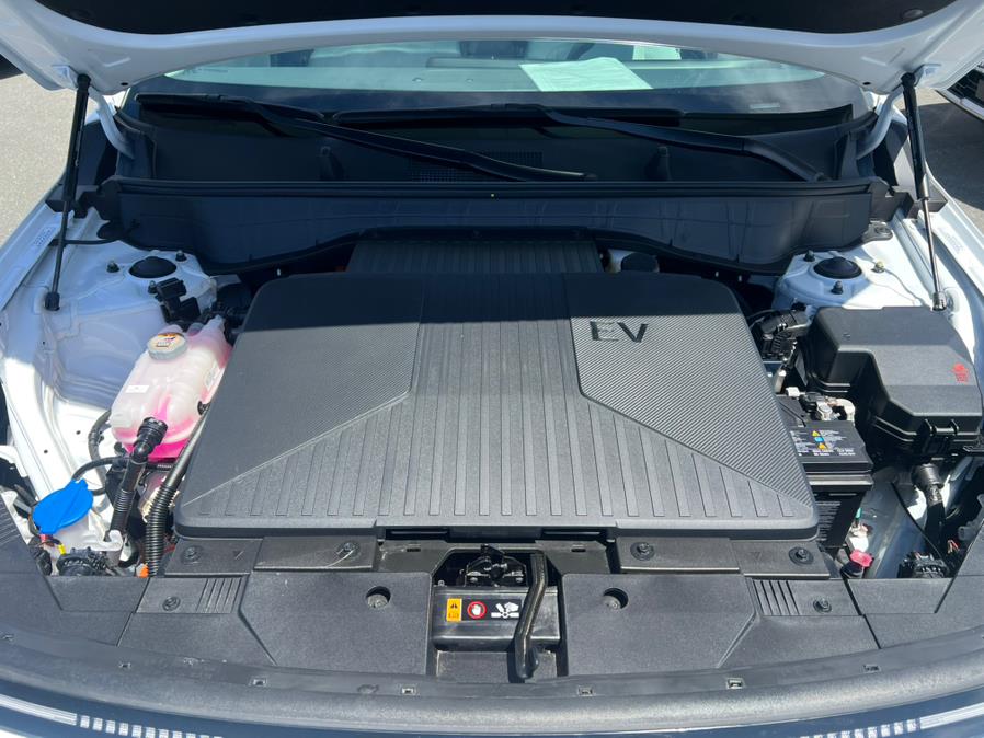 2024 Hyundai Kona Electric SEL, available for sale in Daly City, California | Green Light Auto Wholesale. Daly City, California 2024 Hyundai Kona Electric SEL, available for sale in Daly City, California | Green Light Auto Wholesale. Daly City, California