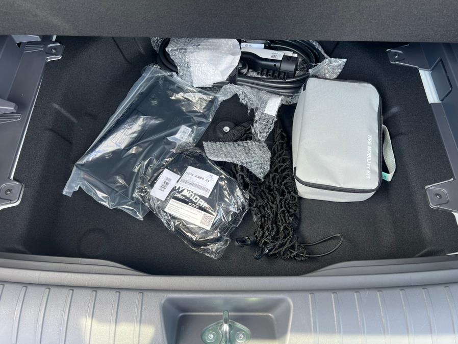 2024 Hyundai Kona Electric SEL, available for sale in Daly City, California | Green Light Auto Wholesale. Daly City, California 2024 Hyundai Kona Electric SEL, available for sale in Daly City, California | Green Light Auto Wholesale. Daly City, California