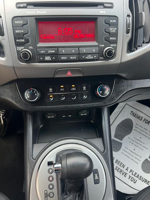 2015 Kia Sportage AWD 4dr LX, available for sale in Swansea, Massachusetts | Gas On The Run. Swansea, Massachusetts 2015 Kia Sportage AWD 4dr LX, available for sale in Swansea, Massachusetts | Gas On The Run. Swansea, Massachusetts
