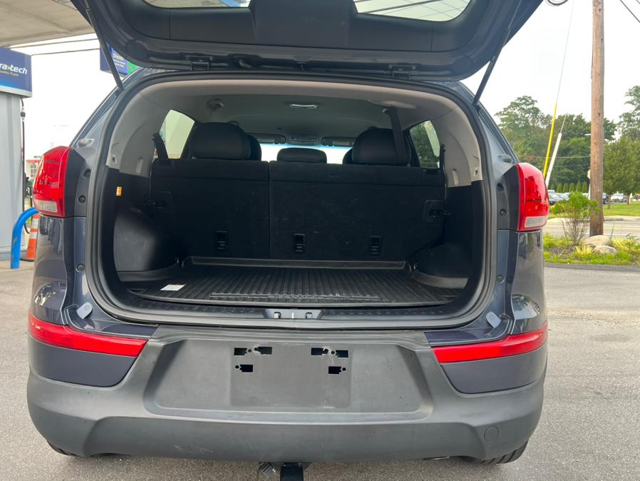 2015 Kia Sportage AWD 4dr LX, available for sale in Swansea, Massachusetts | Gas On The Run. Swansea, Massachusetts 2015 Kia Sportage AWD 4dr LX, available for sale in Swansea, Massachusetts | Gas On The Run. Swansea, Massachusetts