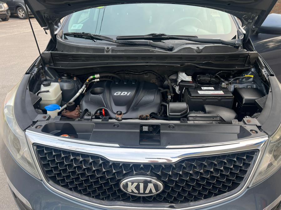 2015 Kia Sportage AWD 4dr LX, available for sale in Swansea, Massachusetts | Gas On The Run. Swansea, Massachusetts 2015 Kia Sportage AWD 4dr LX, available for sale in Swansea, Massachusetts | Gas On The Run. Swansea, Massachusetts