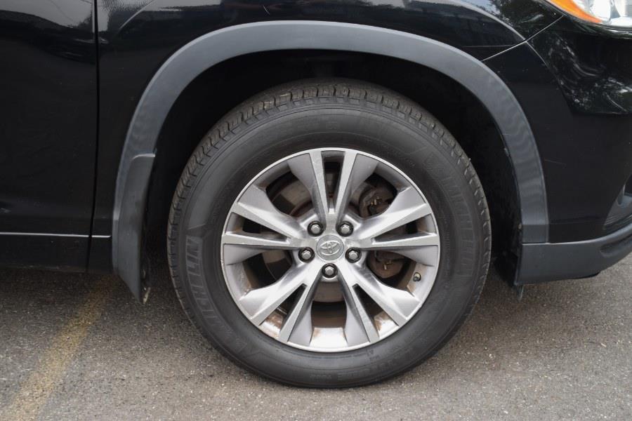 2014 Toyota Highlander AWD 4dr V6 XLE (Natl), available for sale in Little Ferry , New Jersey | Milan Motors. Little Ferry , New Jersey 2014 Toyota Highlander AWD 4dr V6 XLE (Natl), available for sale in Little Ferry , New Jersey | Milan Motors. Little Ferry , New Jersey