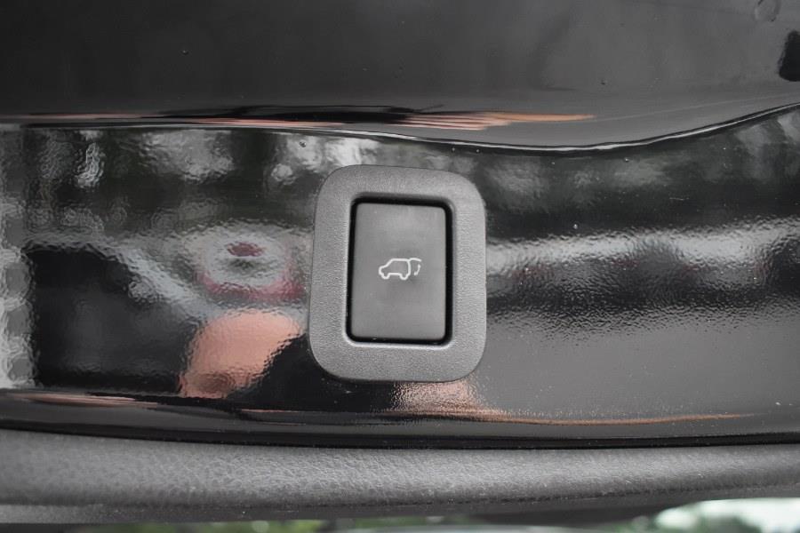 2014 Toyota Highlander AWD 4dr V6 XLE (Natl), available for sale in Little Ferry , New Jersey | Milan Motors. Little Ferry , New Jersey 2014 Toyota Highlander AWD 4dr V6 XLE (Natl), available for sale in Little Ferry , New Jersey | Milan Motors. Little Ferry , New Jersey