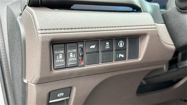 2023 Honda Odyssey Touring, available for sale in Avon, Connecticut | Sullivan Automotive Group. Avon, Connecticut 2023 Honda Odyssey Touring, available for sale in Avon, Connecticut | Sullivan Automotive Group. Avon, Connecticut