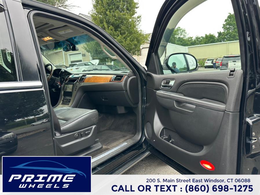 2014 Cadillac Escalade AWD 4dr Platinum, available for sale in East Windsor, Connecticut | Prime Wheels. East Windsor, Connecticut 2014 Cadillac Escalade AWD 4dr Platinum, available for sale in East Windsor, Connecticut | Prime Wheels. East Windsor, Connecticut